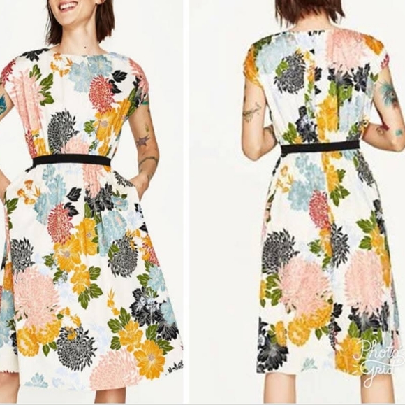 Zara Dresses & Skirts - Zara Basic Collection Floral Print Elastic Waist Cap Sleeve Midi Dress Size XS